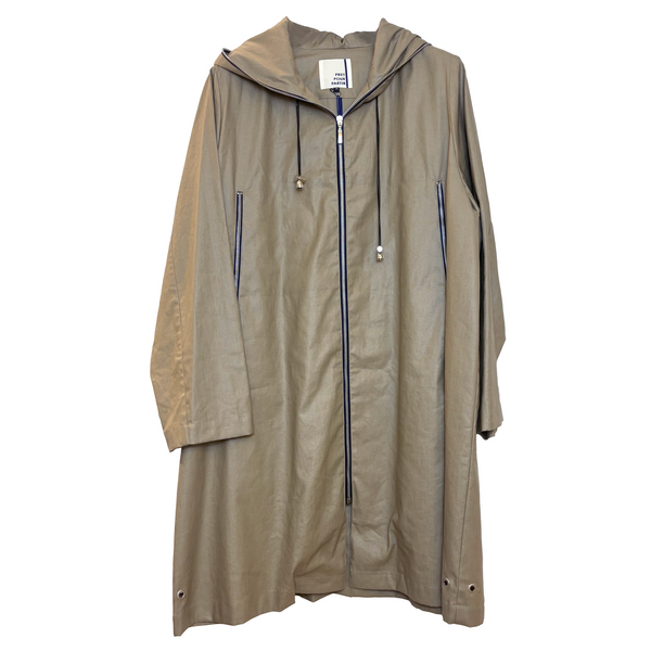 HOODED RAIN COAT