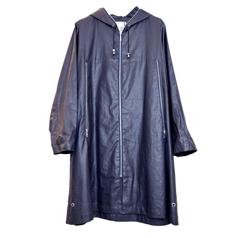 HOODED RAIN COAT